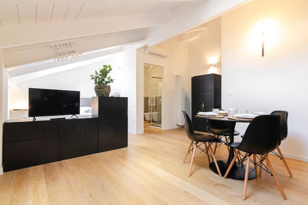 Gini Elegant Home โบโลญญา ภายนอก รูปภาพ