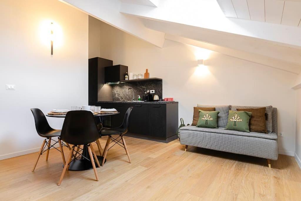 Gini Elegant Home โบโลญญา ภายนอก รูปภาพ